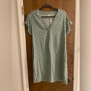 NWT green pattern dress